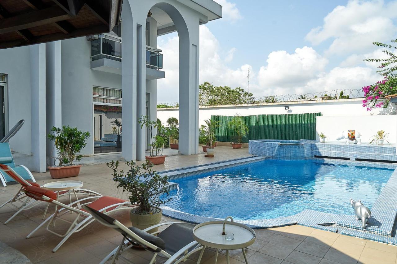 Seddo Guest House Abidjan Buitenkant foto
